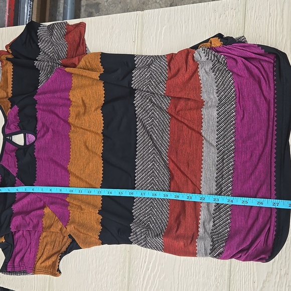 Lavish Vibrant Striped Short Sleeve Top - Picture 8 of 8